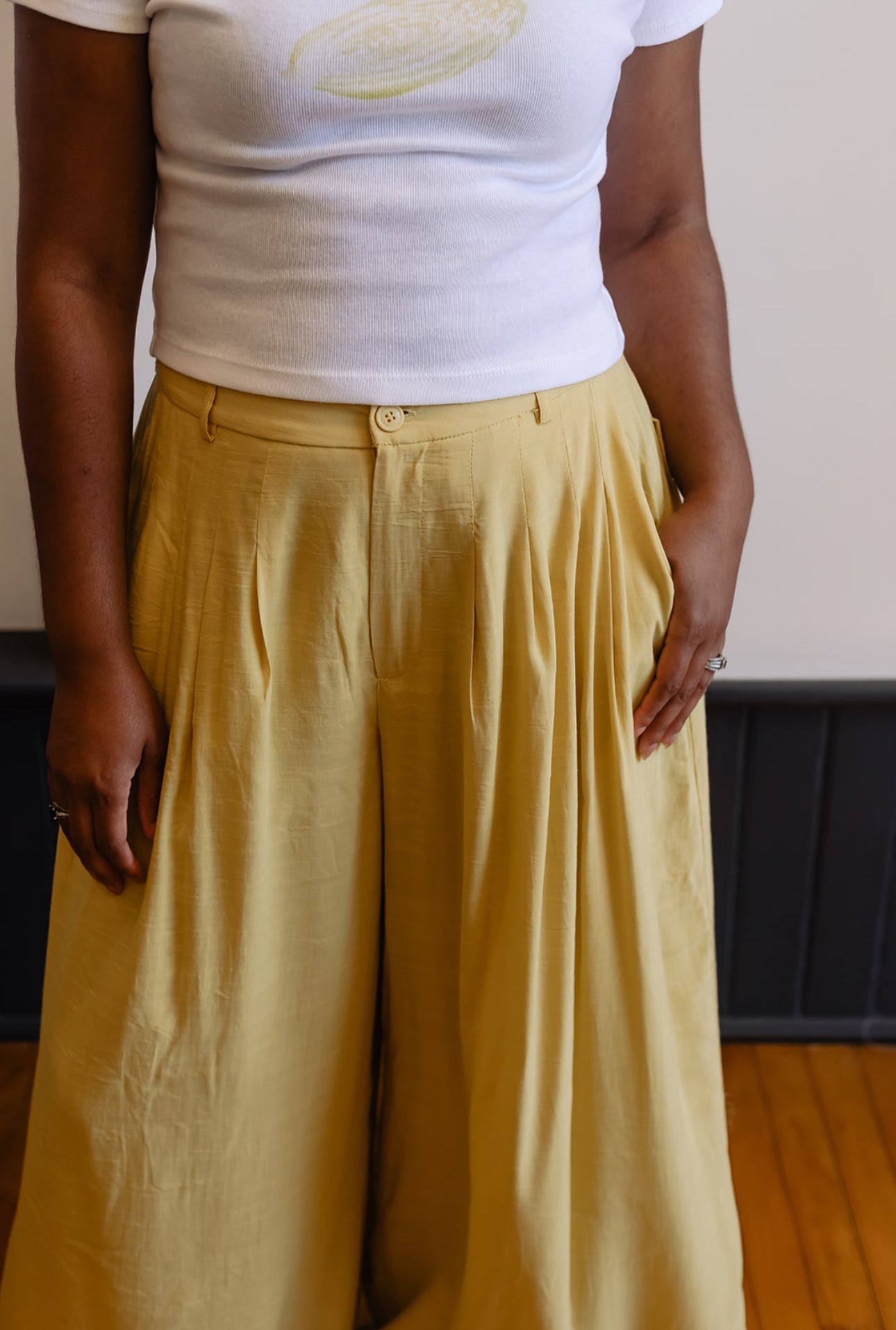 Pleated Wide Leg Pants
