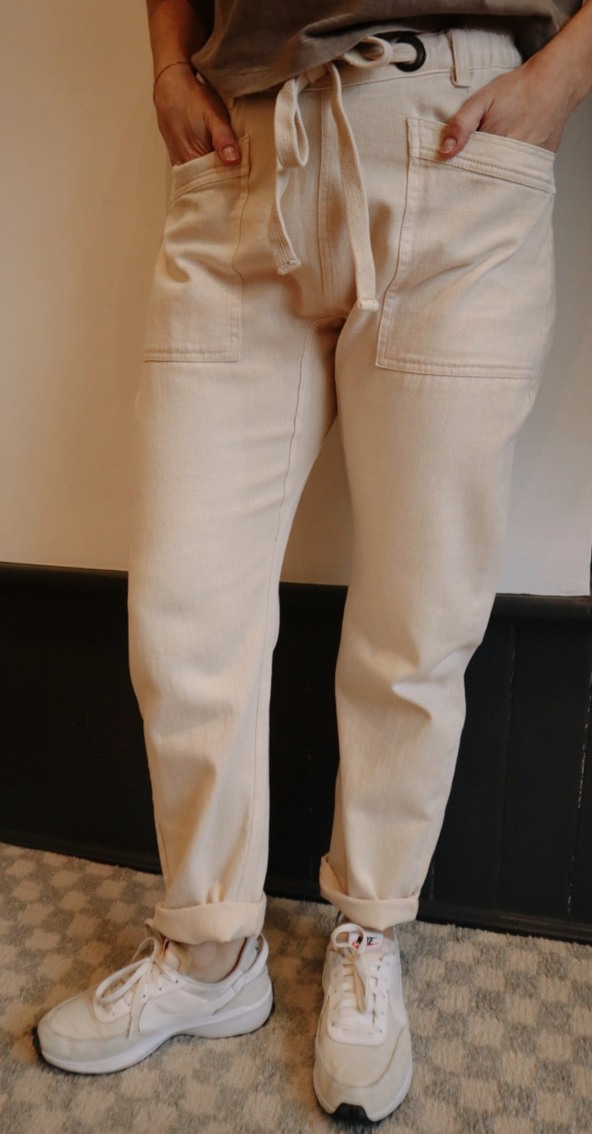 Pull-on Slim Barrel Pant