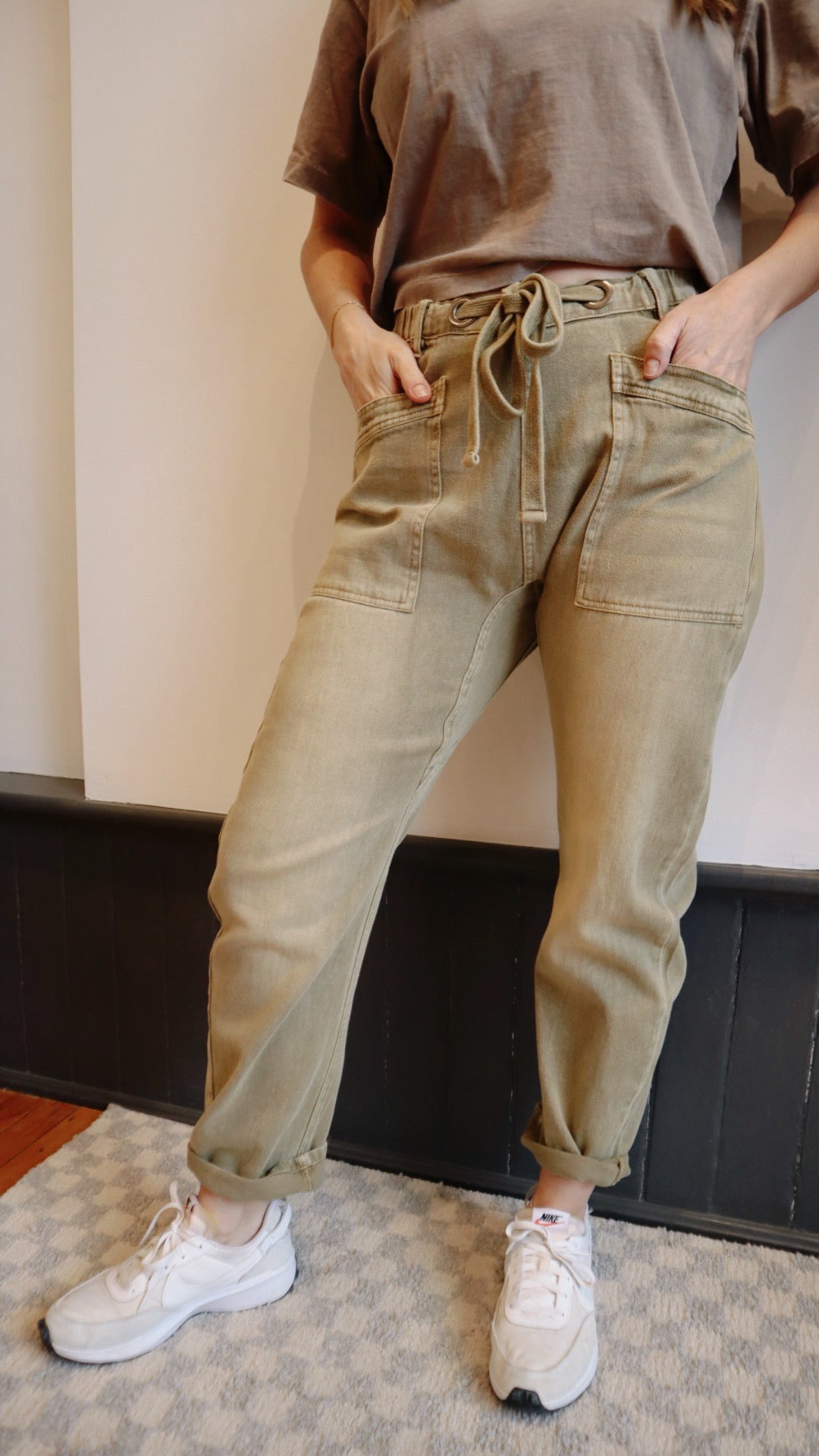 Pull-on Slim Barrel Pant