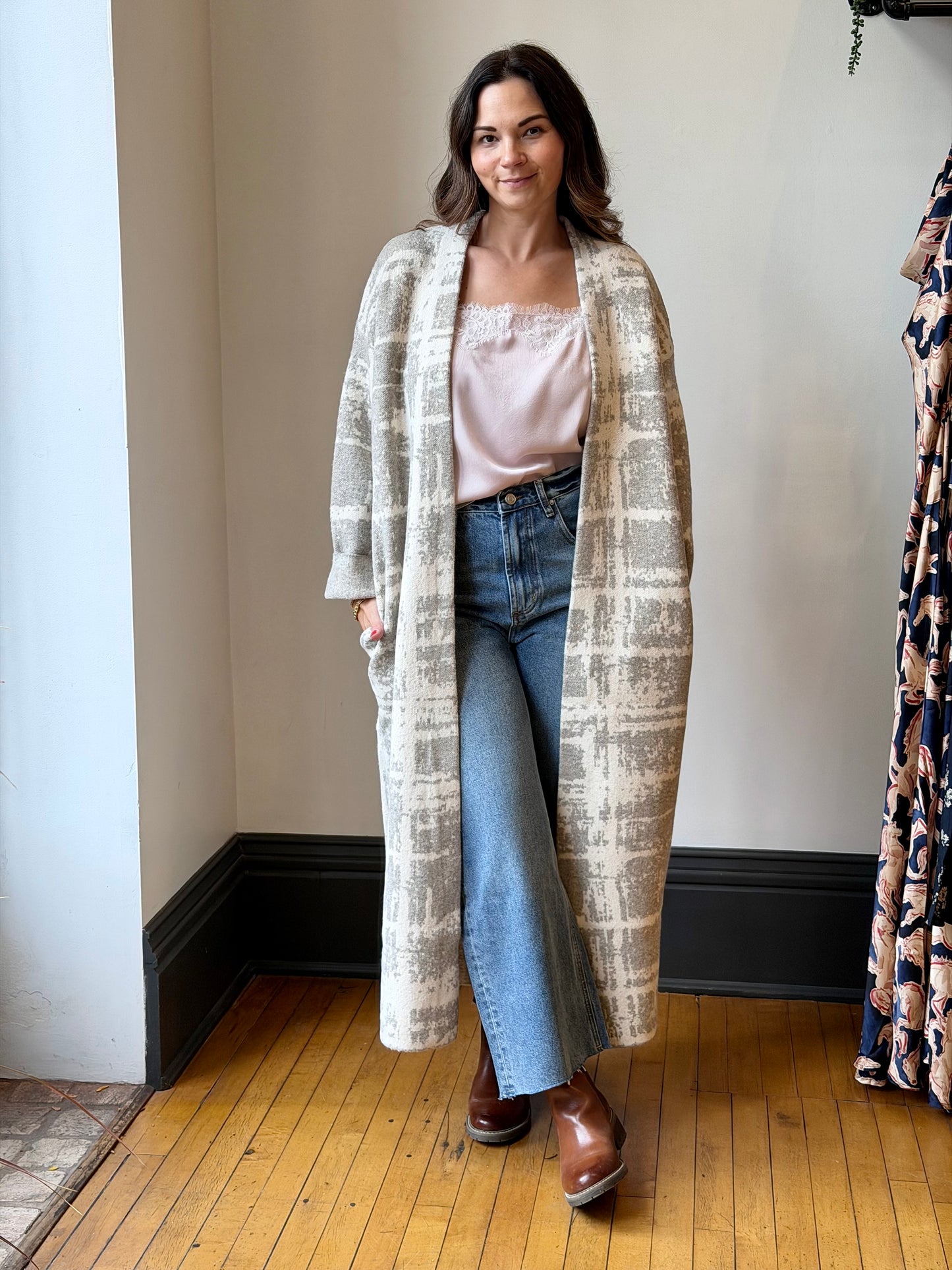 Relaxed Wide Leg Denim Jeans