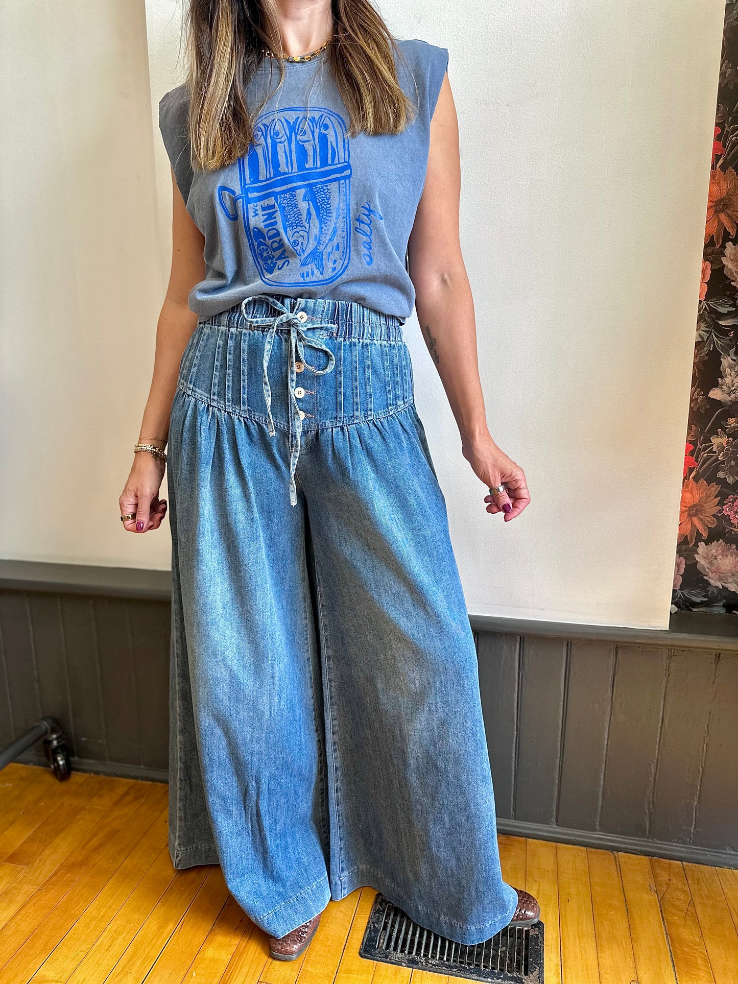 Pleated Wide-Leg Pants