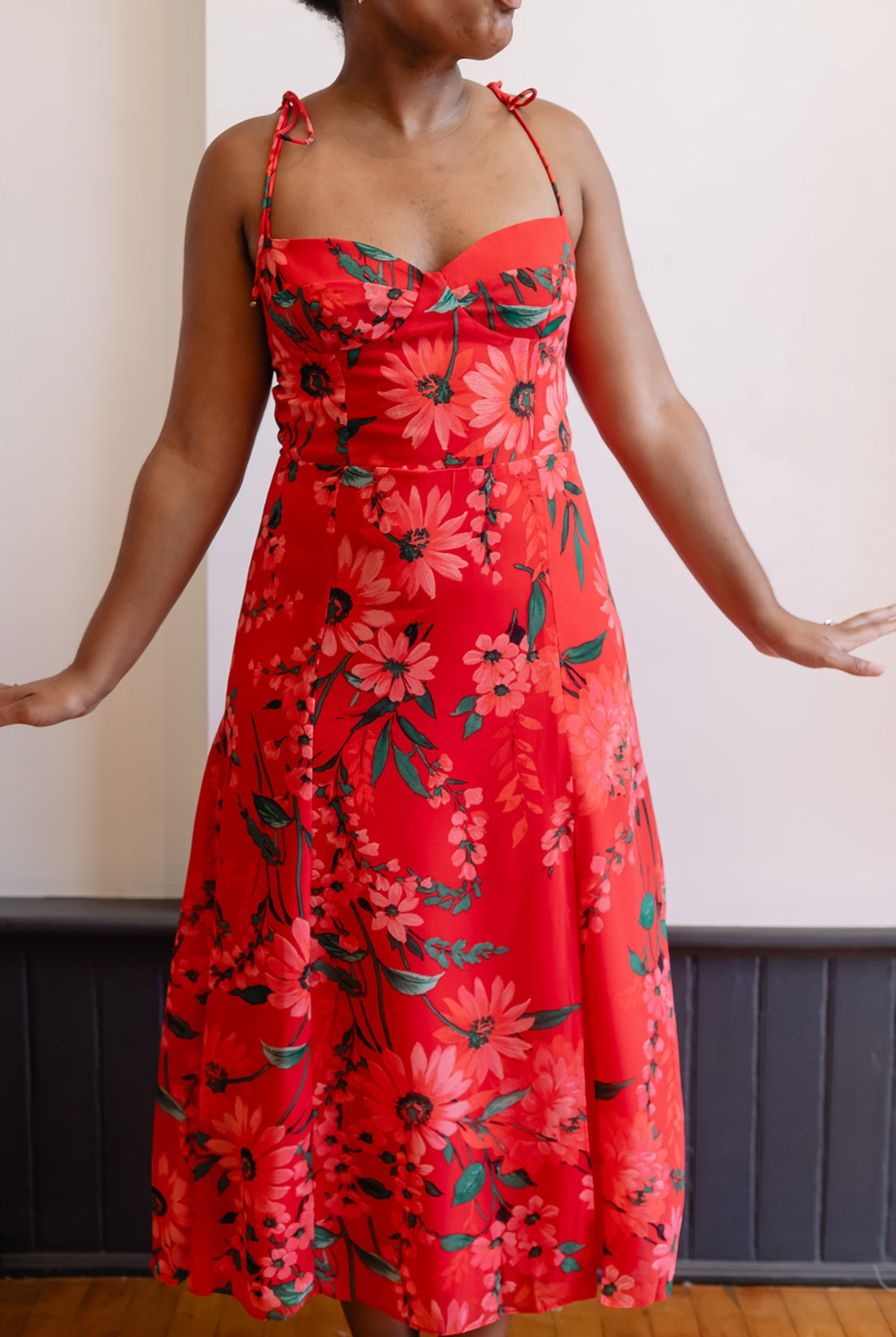 Sweetheart Tiered Midi Dress