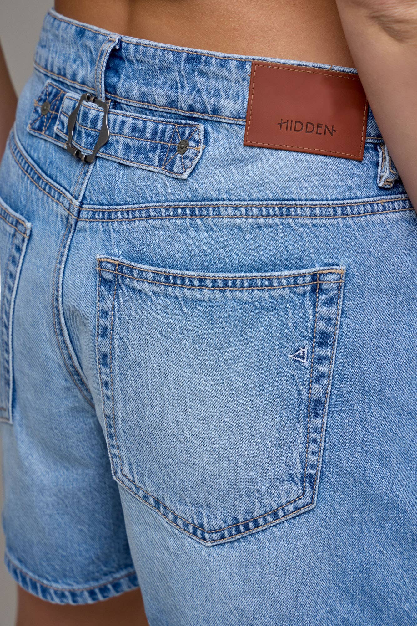 Classic 5"Denim Barrel Shorts