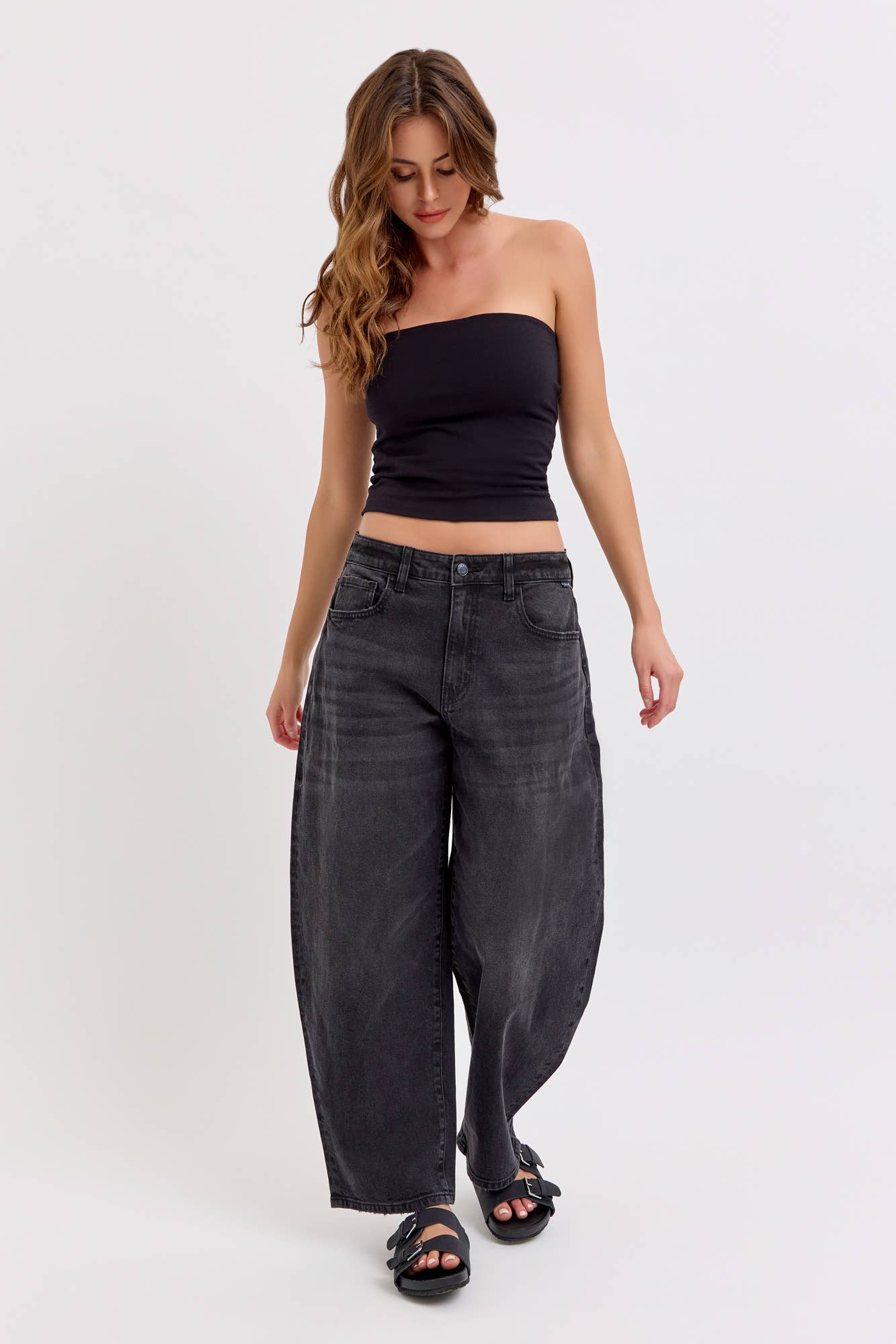 Black Barrel Leg Jean