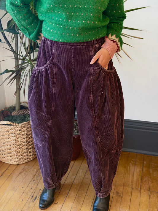 Relaxed Corduroy Cargo Barrel Pant