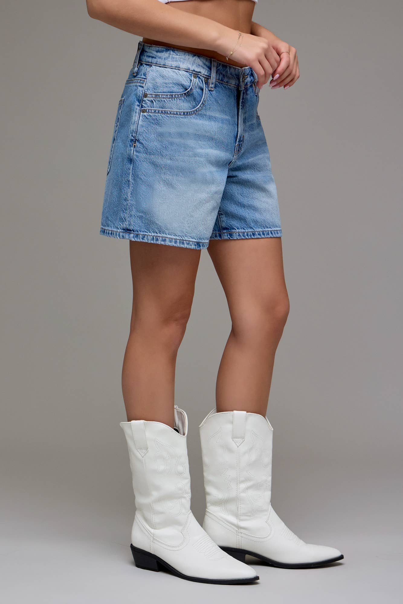Classic 5"Denim Barrel Shorts