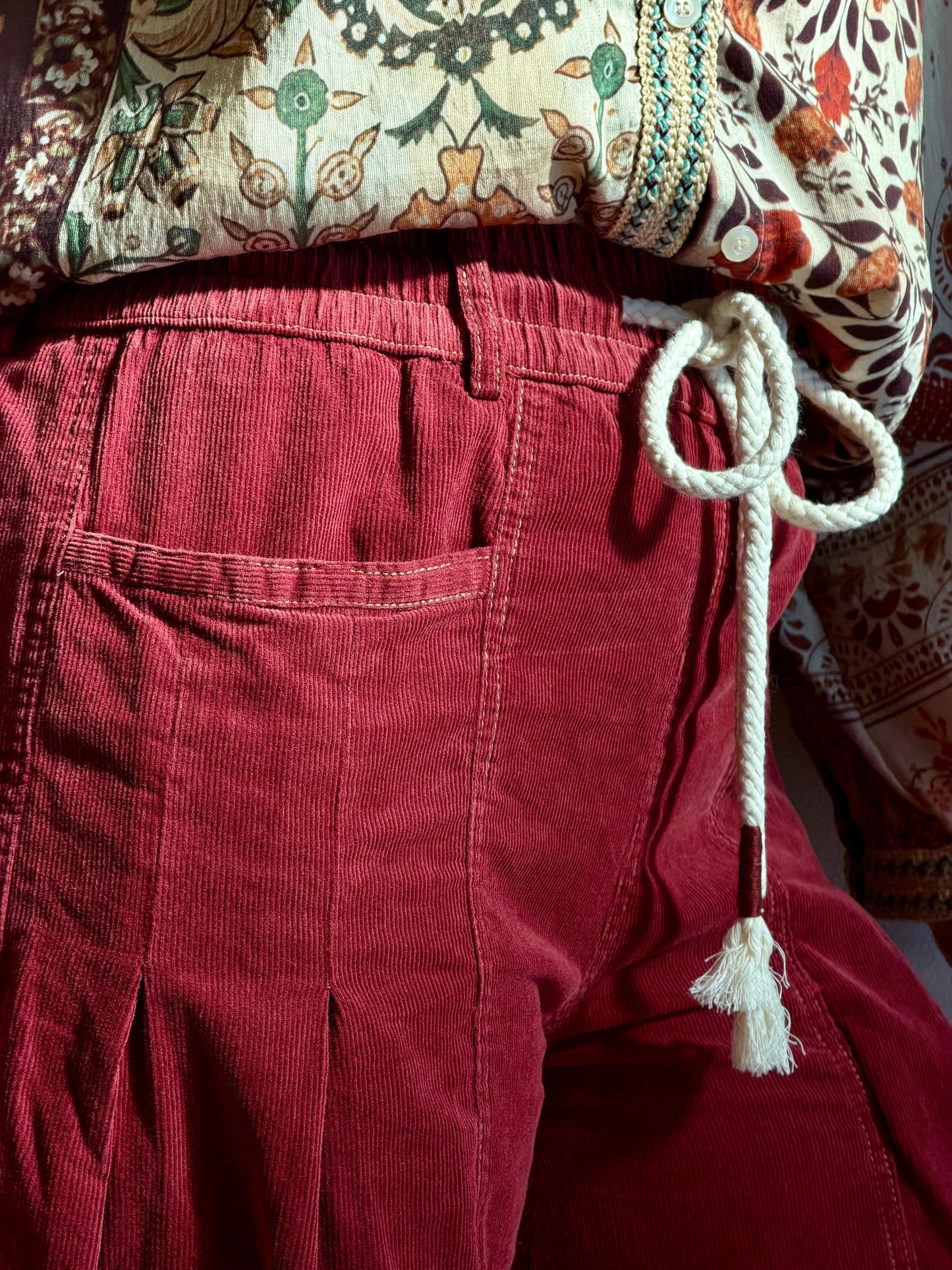 Pleated Barrel Corduroy Pant