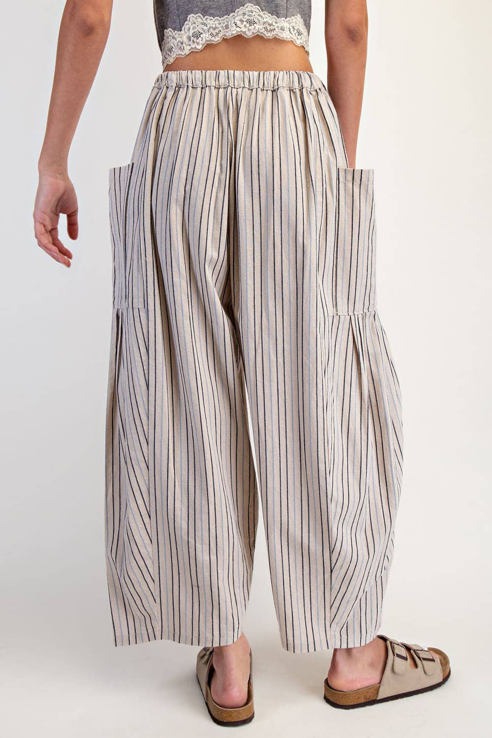 Barrel Drawstring Cotton Pant