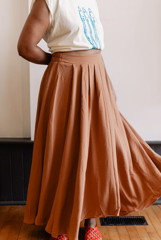 Pleated High-Waist Flowy Skirt