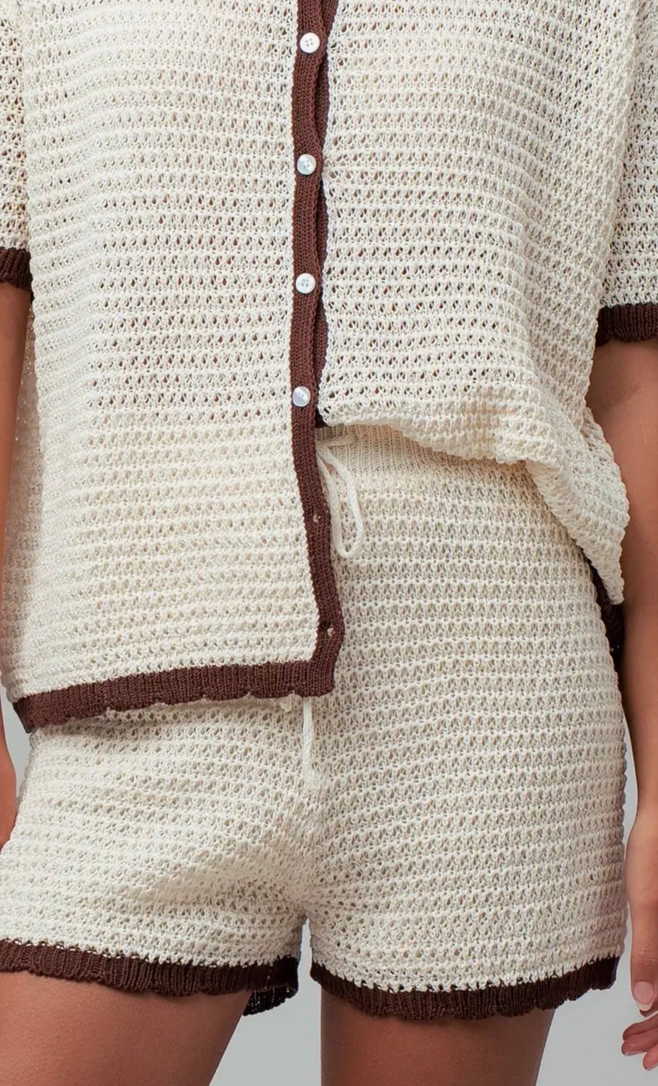 Contrast Trim Crochet Short