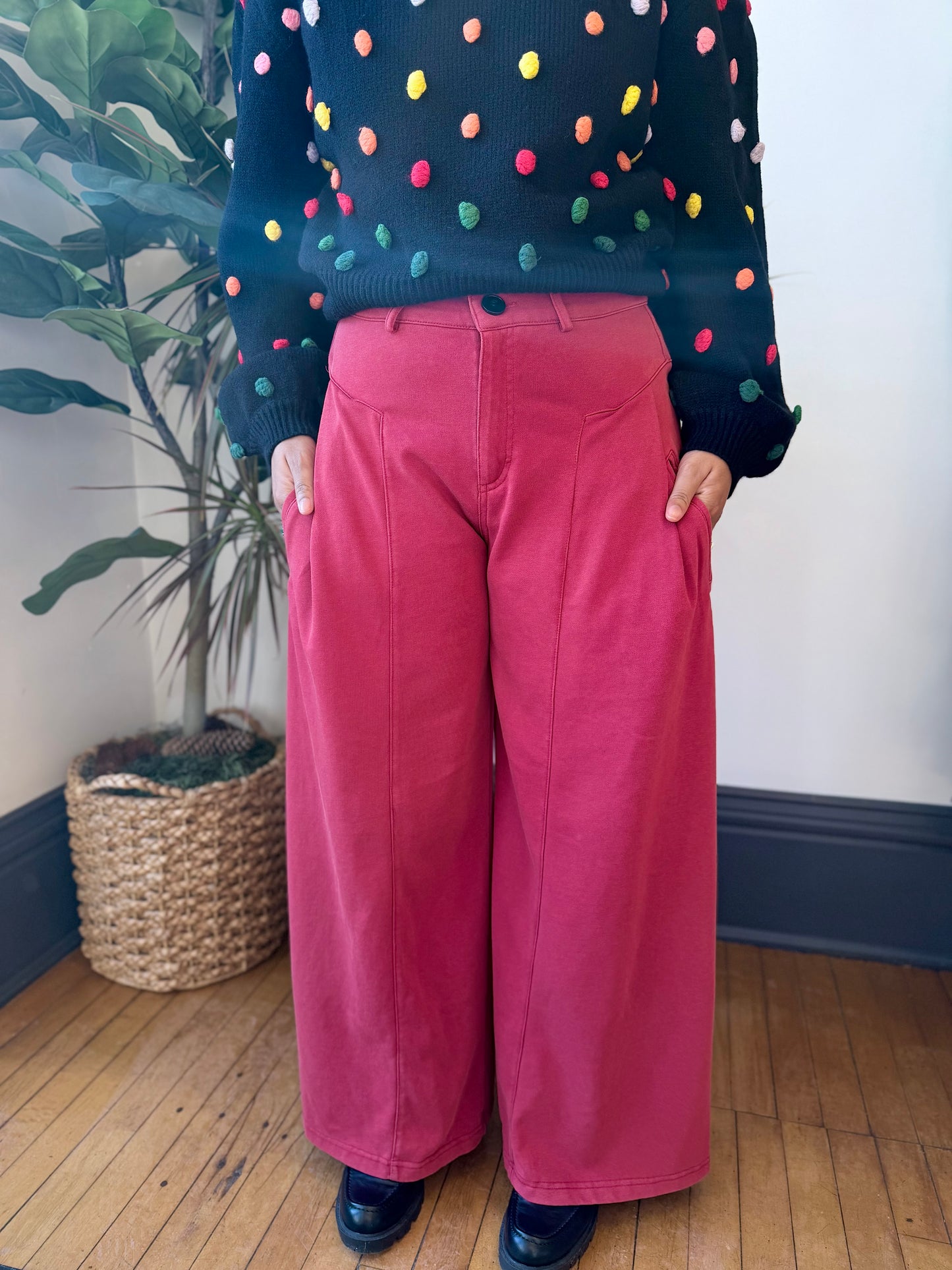 Wide Trouser Knit Pant