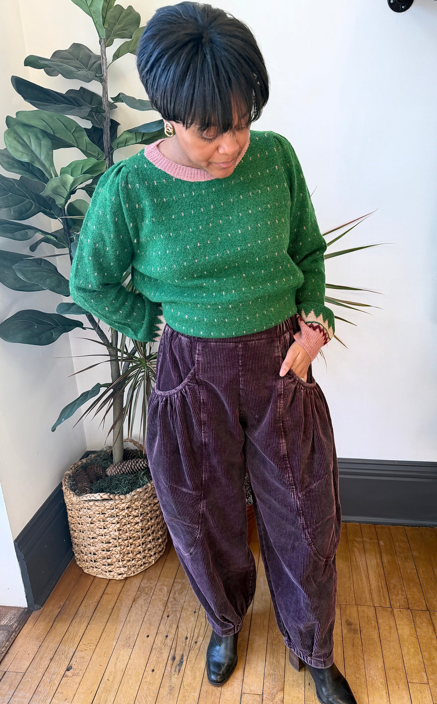 Relaxed Corduroy Cargo Barrel Pant