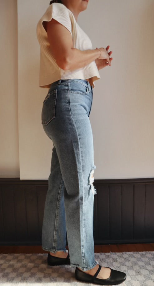 Relaxed Cropped Straight