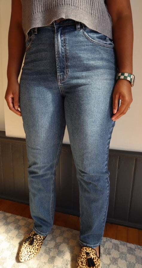 Classic Slim Straight