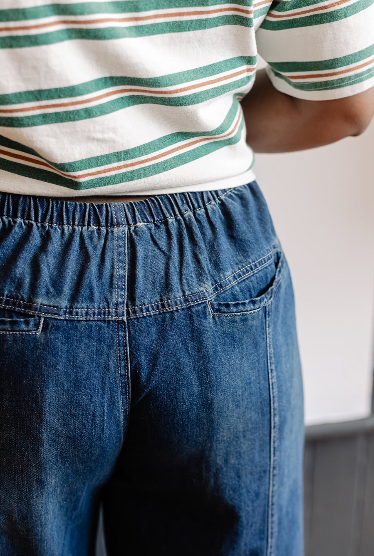 Relaxed Wide Leg Drawstring Pants