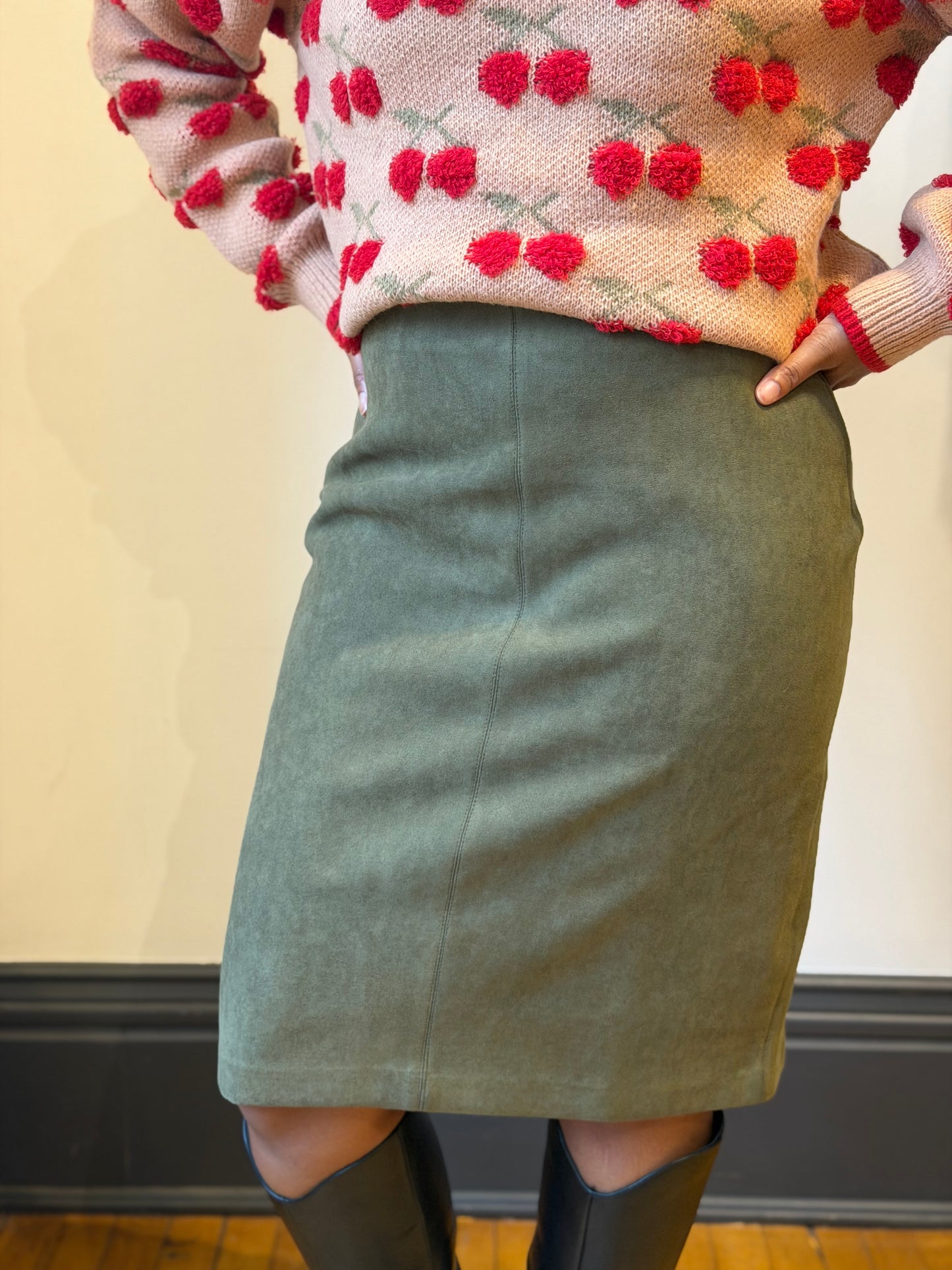 Suede  Stretch Pencil Skirt