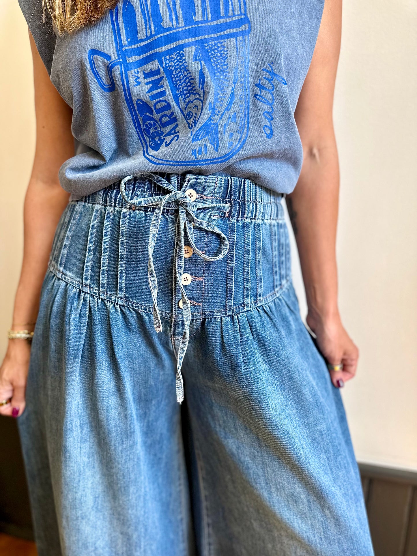 Pleated Wide-Leg Pants