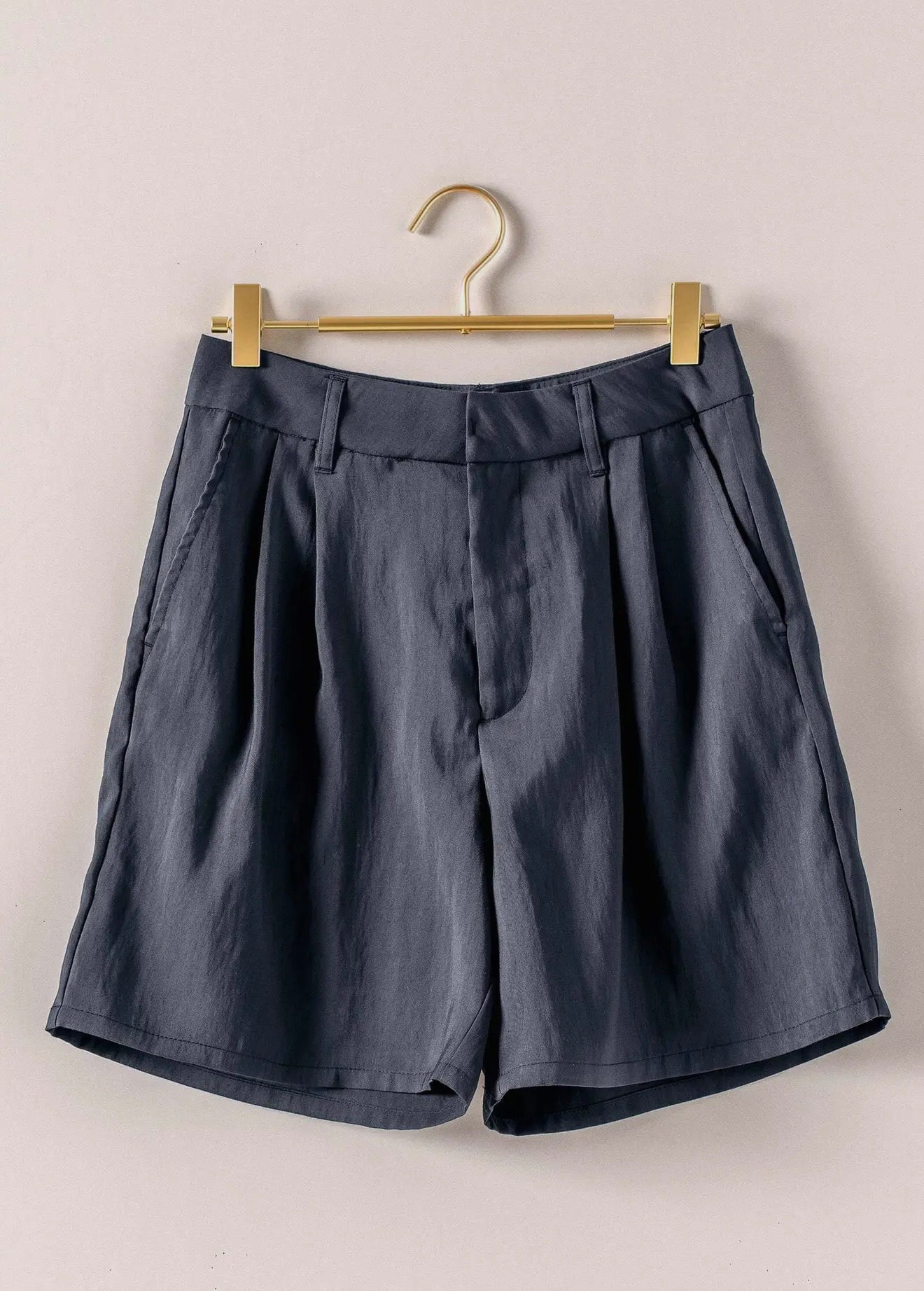 Pleated Front Relaxed Fit Shorts