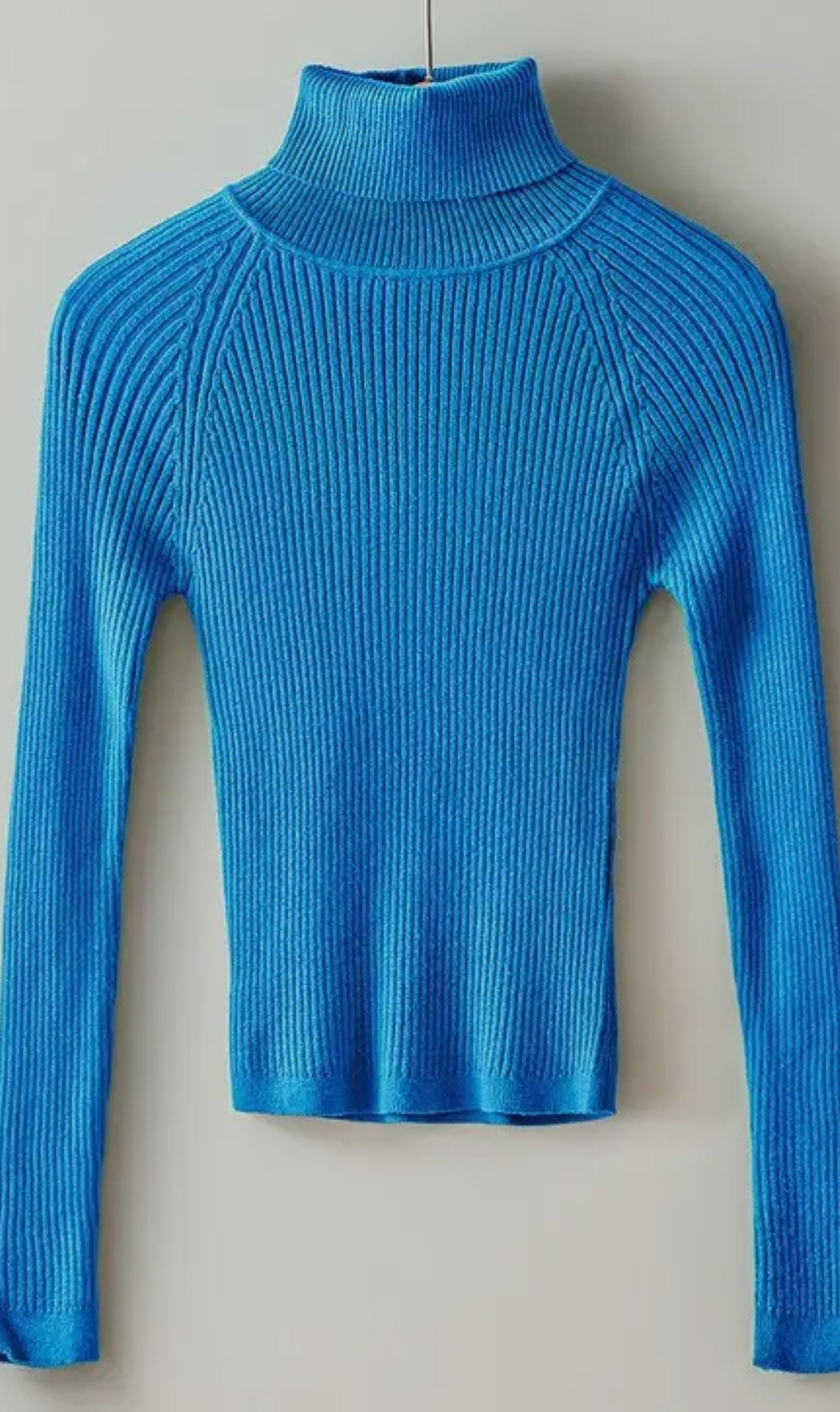 Ribbed Cropped Turtleneck Sweater