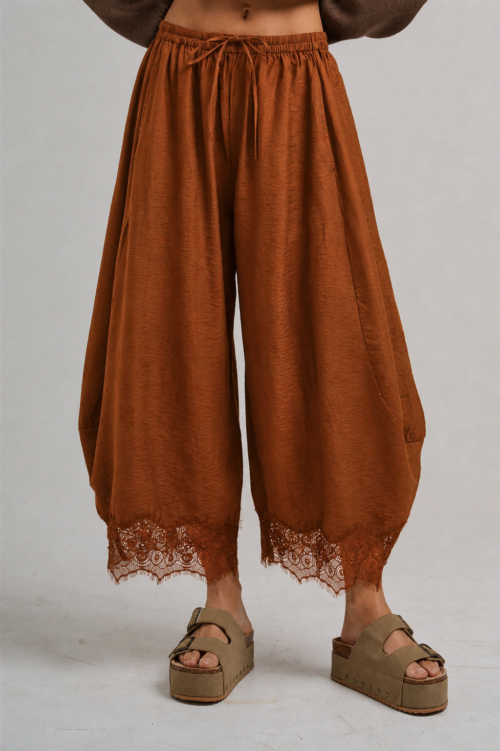 Balloon Lace Elastic Pants