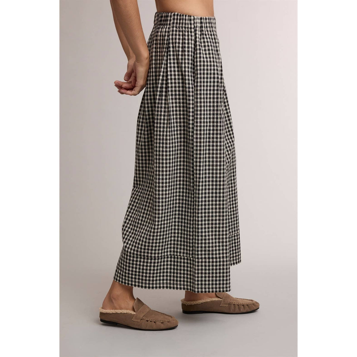 Checkered Comfort Wide-Leg Pants