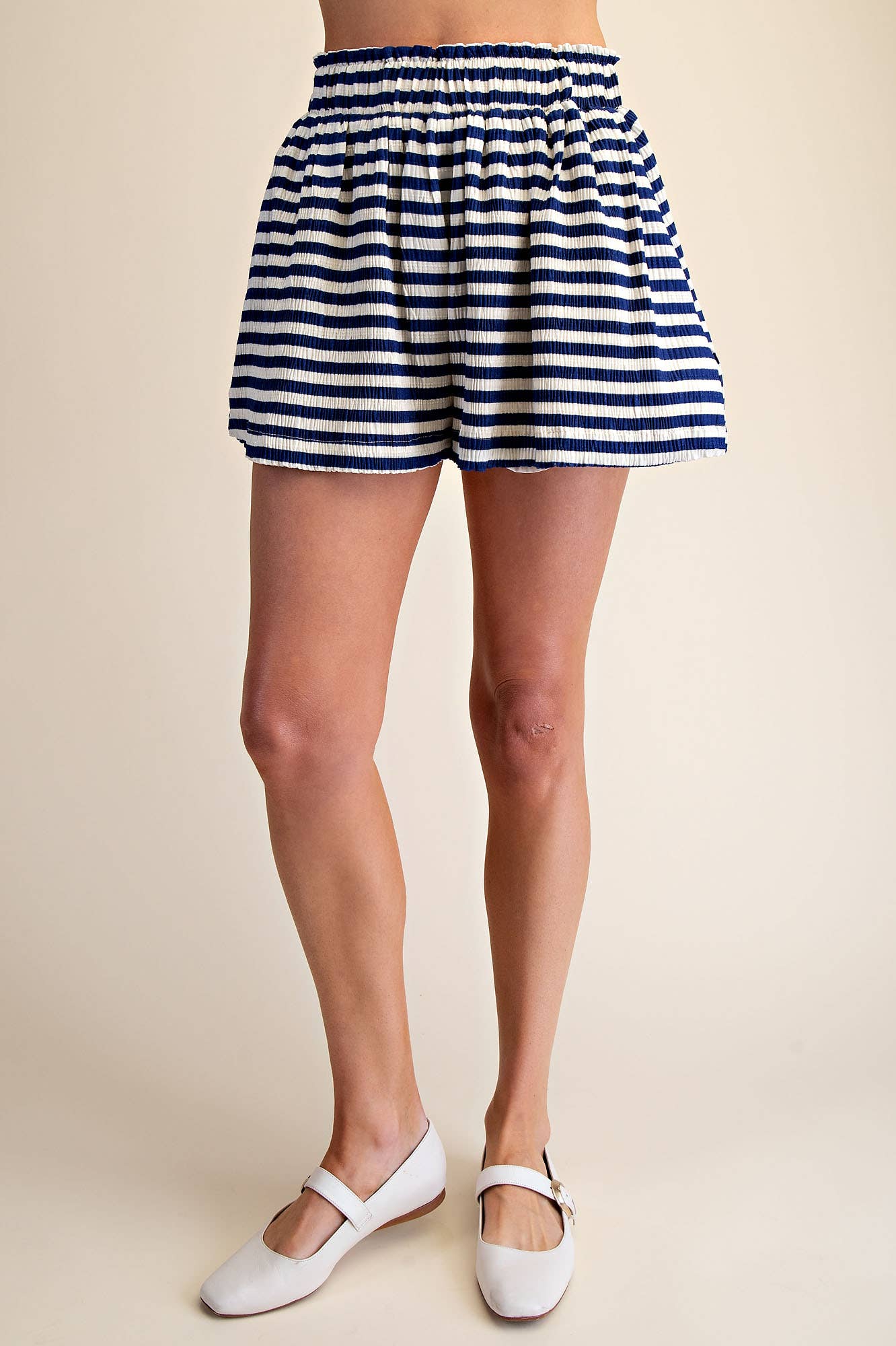 Elastic Waist Pleated Short