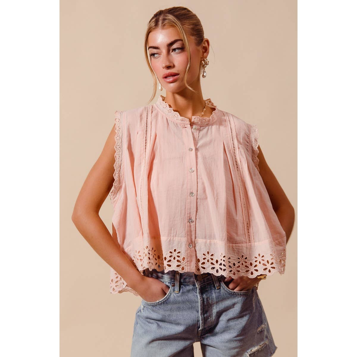 Eyelet Pleated Sleeveless Swing Top
