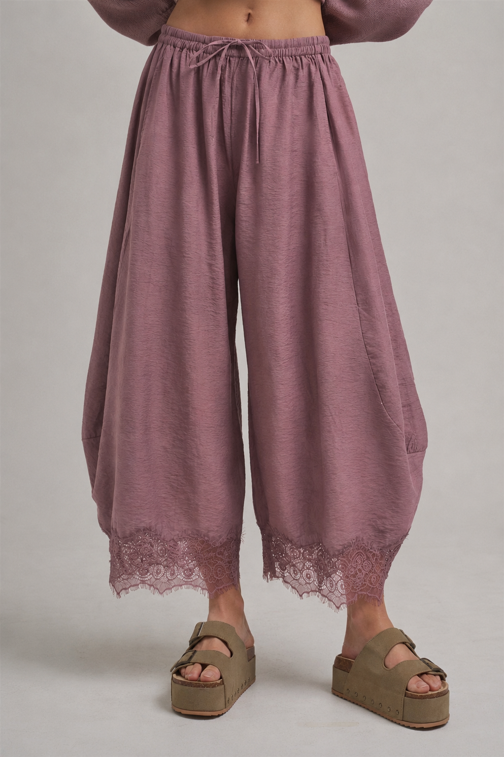 Balloon Lace Elastic Pants